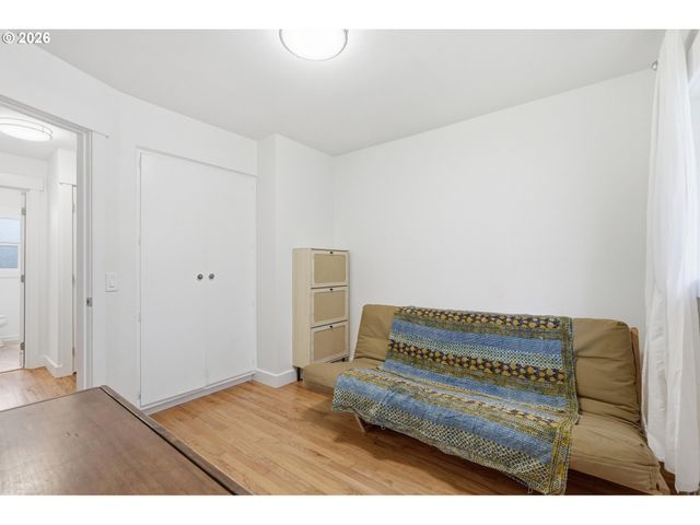 8817 N HARTMAN St, Portland, OR 97203