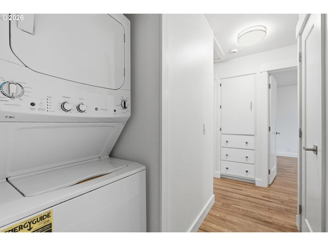 8817 N HARTMAN St, Portland, OR 97203