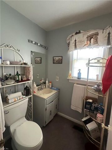 1100 17th ST, Newport News, VA 23607