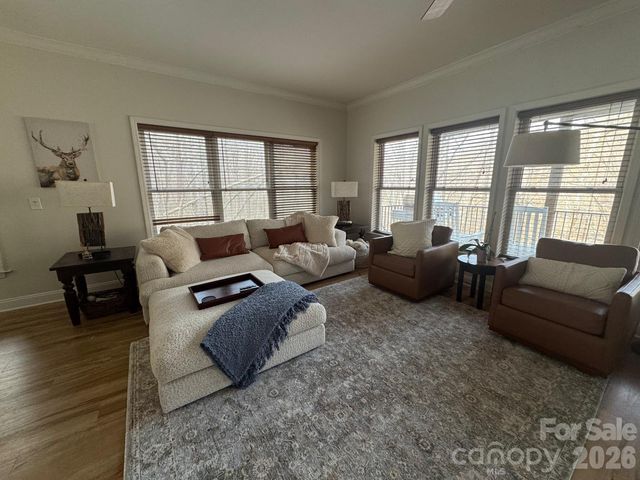 39 Rogers Creek Drive, Bakersville, NC 28705