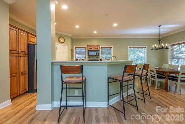 39 Rogers Creek Drive, Bakersville, NC 28705