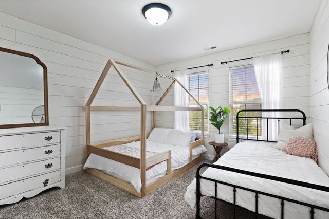 10148 Sentry Drive, St. John, IN 46373