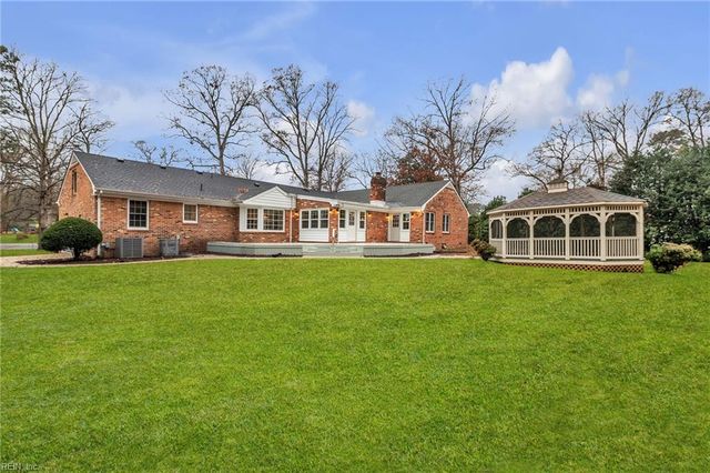 807 Craig DR, Suffolk, VA 23434