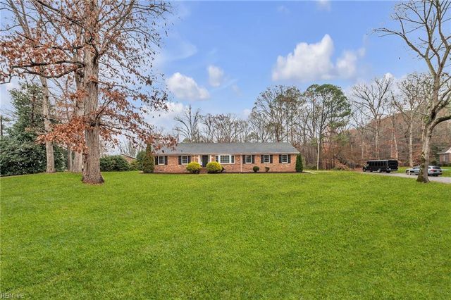 807 Craig DR, Suffolk, VA 23434