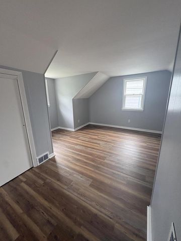 7248 W Potomac AVENUE, Milwaukee, WI 53216