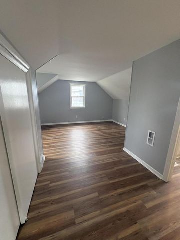 7248 W Potomac AVENUE, Milwaukee, WI 53216