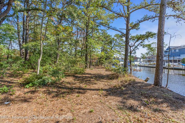 49 N Cherokee Lane, Brick, NJ 08724