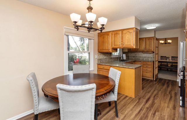 1228 31st Street, West Des Moines, IA 50266