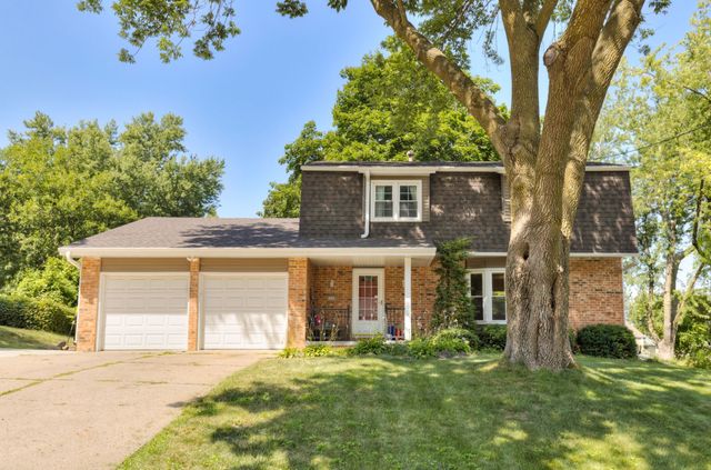 1228 31st Street, West Des Moines, IA 50266