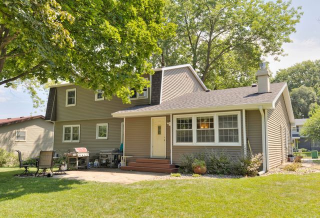 1228 31st Street, West Des Moines, IA 50266