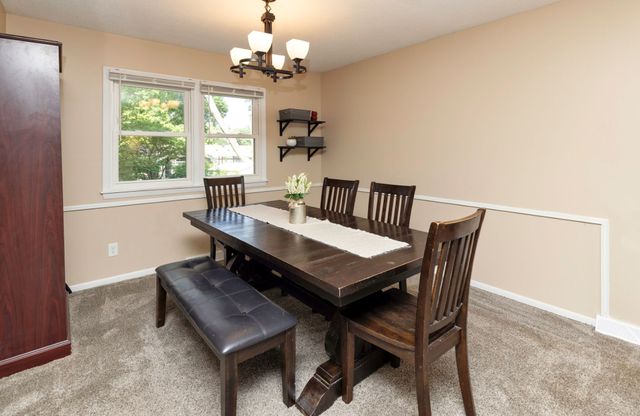 1228 31st Street, West Des Moines, IA 50266