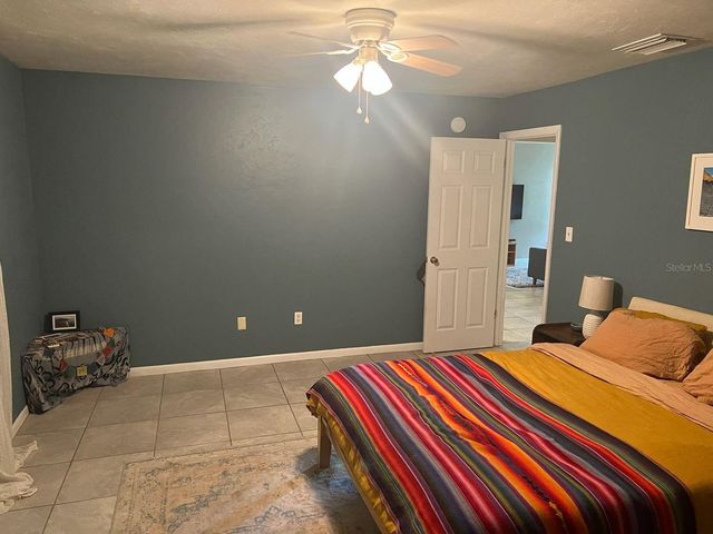 3402 NW 2ND STREET, Gainesville, FL 32609