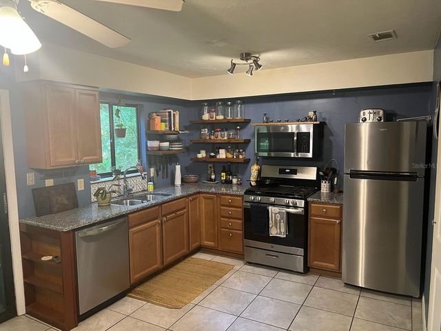 3402 NW 2ND STREET, Gainesville, FL 32609