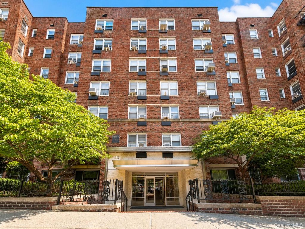 65-65 Wetherole Street 5R, Rego Park, NY 11374 — exterior