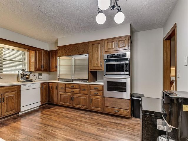 2616 Walnut Road, Norman, OK 73072