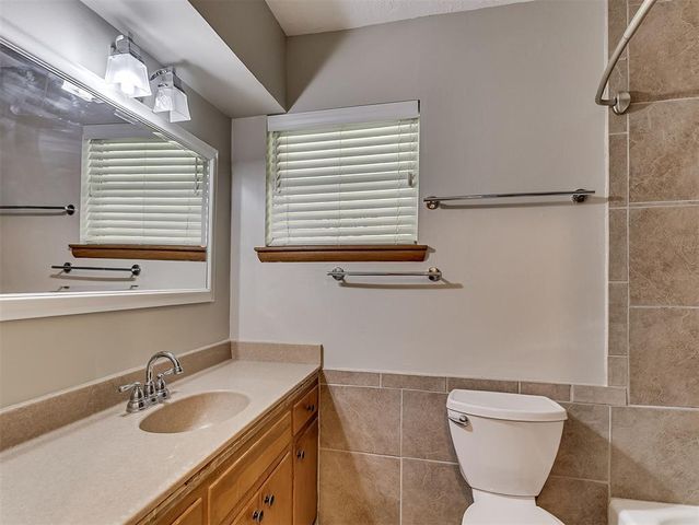 2616 Walnut Road, Norman, OK 73072