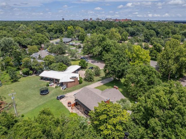 2616 Walnut Road, Norman, OK 73072
