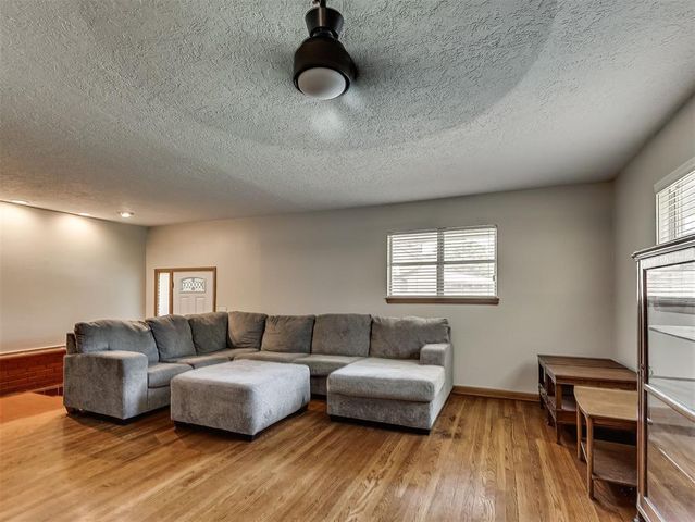 2616 Walnut Road, Norman, OK 73072