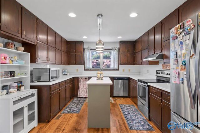 160 Santa Maria Drive, Scottsboro, AL 35769