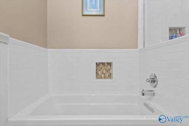 160 Santa Maria Drive, Scottsboro, AL 35769