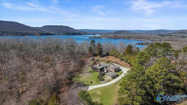 160 Santa Maria Drive, Scottsboro, AL 35769