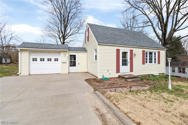 702 Sherwood Drive, Wooster, OH 44691