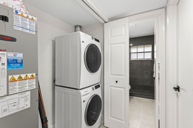 733 Nantucket Circle, Lake Worth, FL 33467