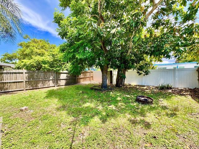 865 TROTTER ROAD, Largo, FL 33770