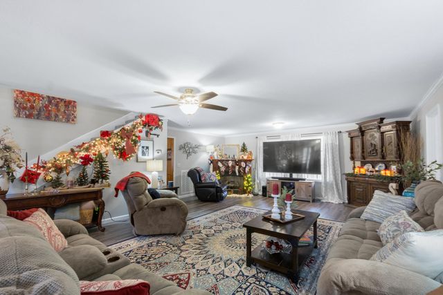 733 County Road 291, Bryant, AL 35958