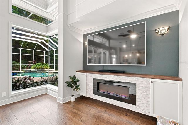 9212 PINE ISLAND COURT, Tampa, FL 33647