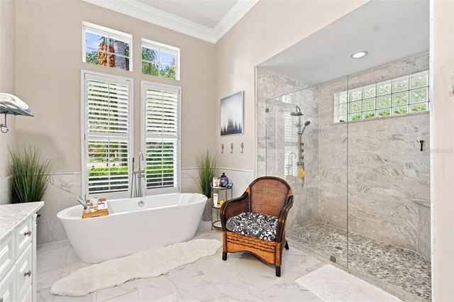 9212 PINE ISLAND COURT, Tampa, FL 33647