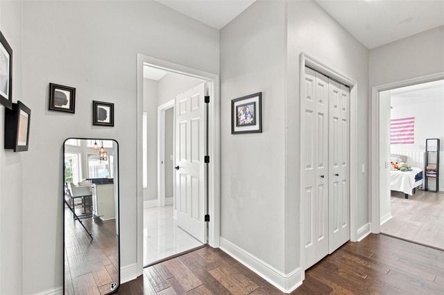 9212 PINE ISLAND COURT, Tampa, FL 33647