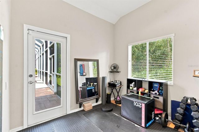 9212 PINE ISLAND COURT, Tampa, FL 33647