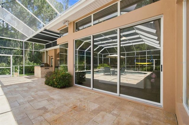 9212 PINE ISLAND COURT, Tampa, FL 33647