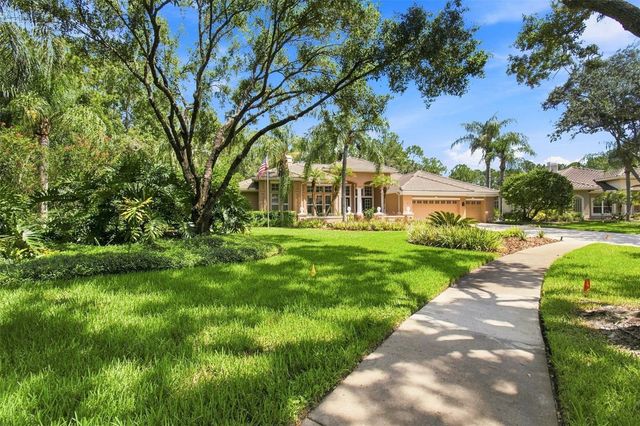 9212 PINE ISLAND COURT, Tampa, FL 33647