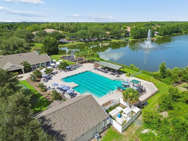 9212 PINE ISLAND COURT, Tampa, FL 33647