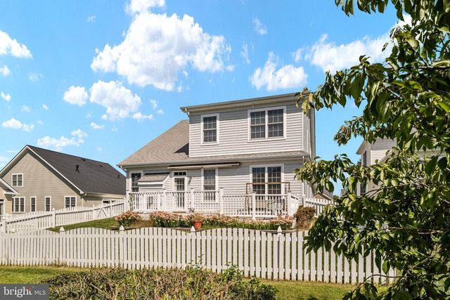 5706 W KESSLERS XING, Fredericksburg, VA 22407