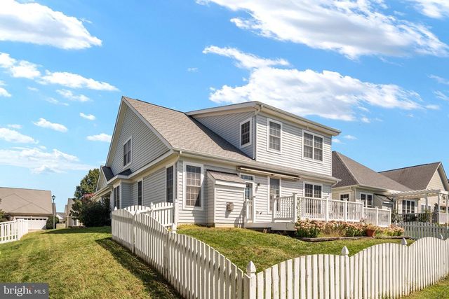 5706 W KESSLERS XING, Fredericksburg, VA 22407