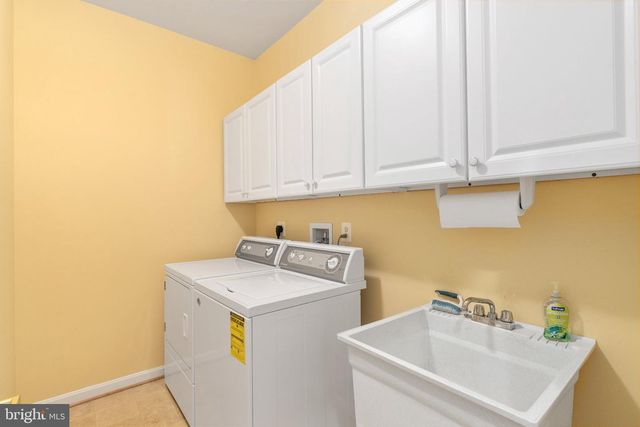 5706 W KESSLERS XING, Fredericksburg, VA 22407