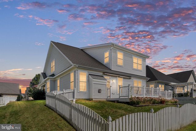 5706 W KESSLERS XING, Fredericksburg, VA 22407