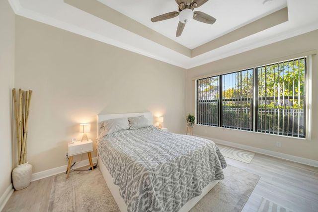 3824 NW 89th Way, Coral Springs, FL 33065