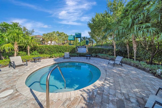 3824 NW 89th Way, Coral Springs, FL 33065