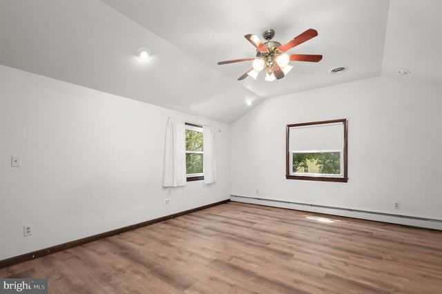 7416 CENTRE ST, Sykesville, MD 21784