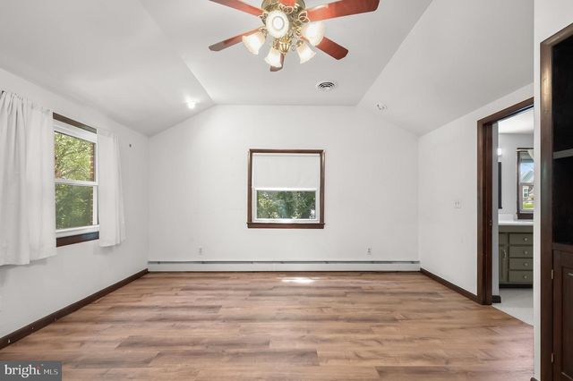 7416 CENTRE ST, Sykesville, MD 21784