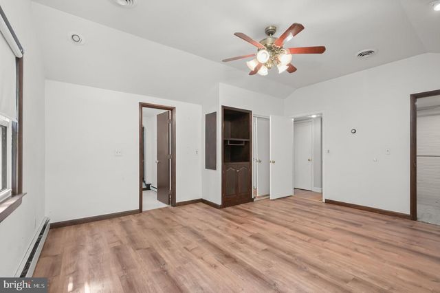 7416 CENTRE ST, Sykesville, MD 21784