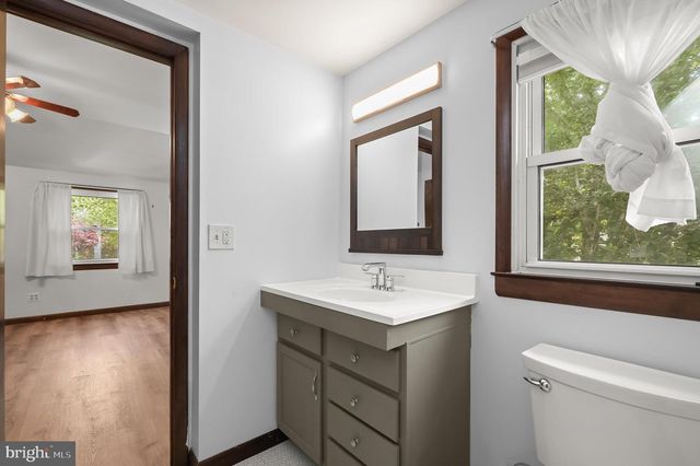 7416 CENTRE ST, Sykesville, MD 21784