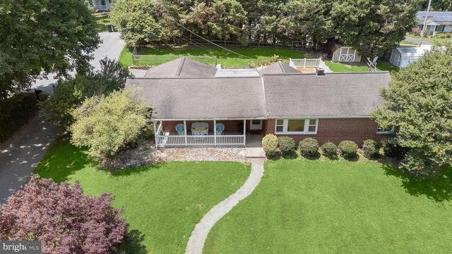 7416 CENTRE ST, Sykesville, MD 21784