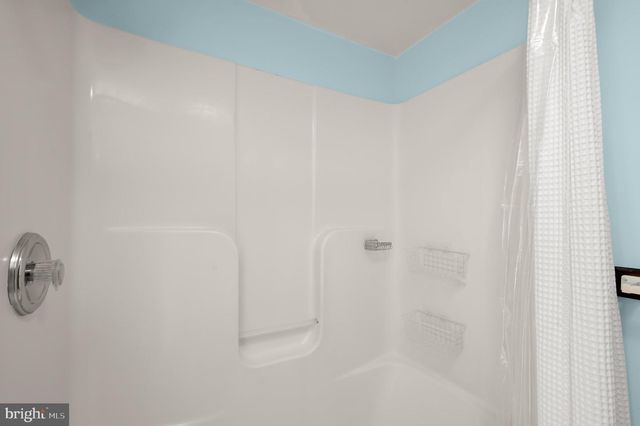7416 CENTRE ST, Sykesville, MD 21784