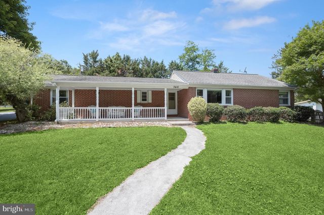 7416 CENTRE ST, Sykesville, MD 21784