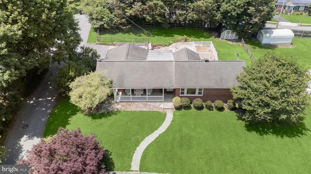 7416 CENTRE ST, Sykesville, MD 21784